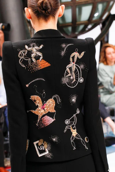 Look 39